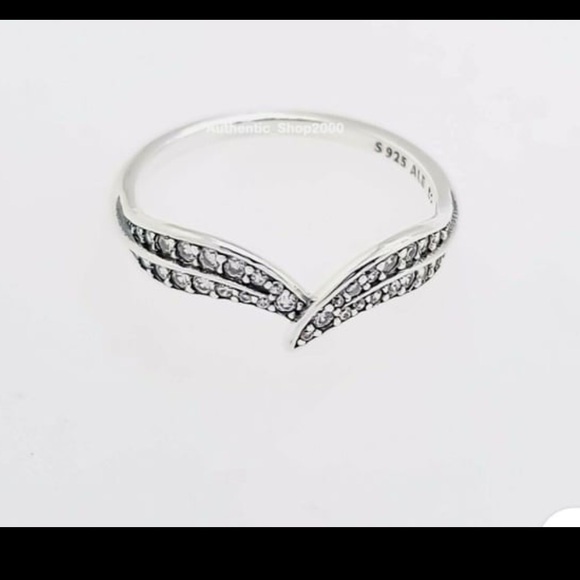 Pandora Sparkling Leaves Ring size 6 - Picture 3 of 10